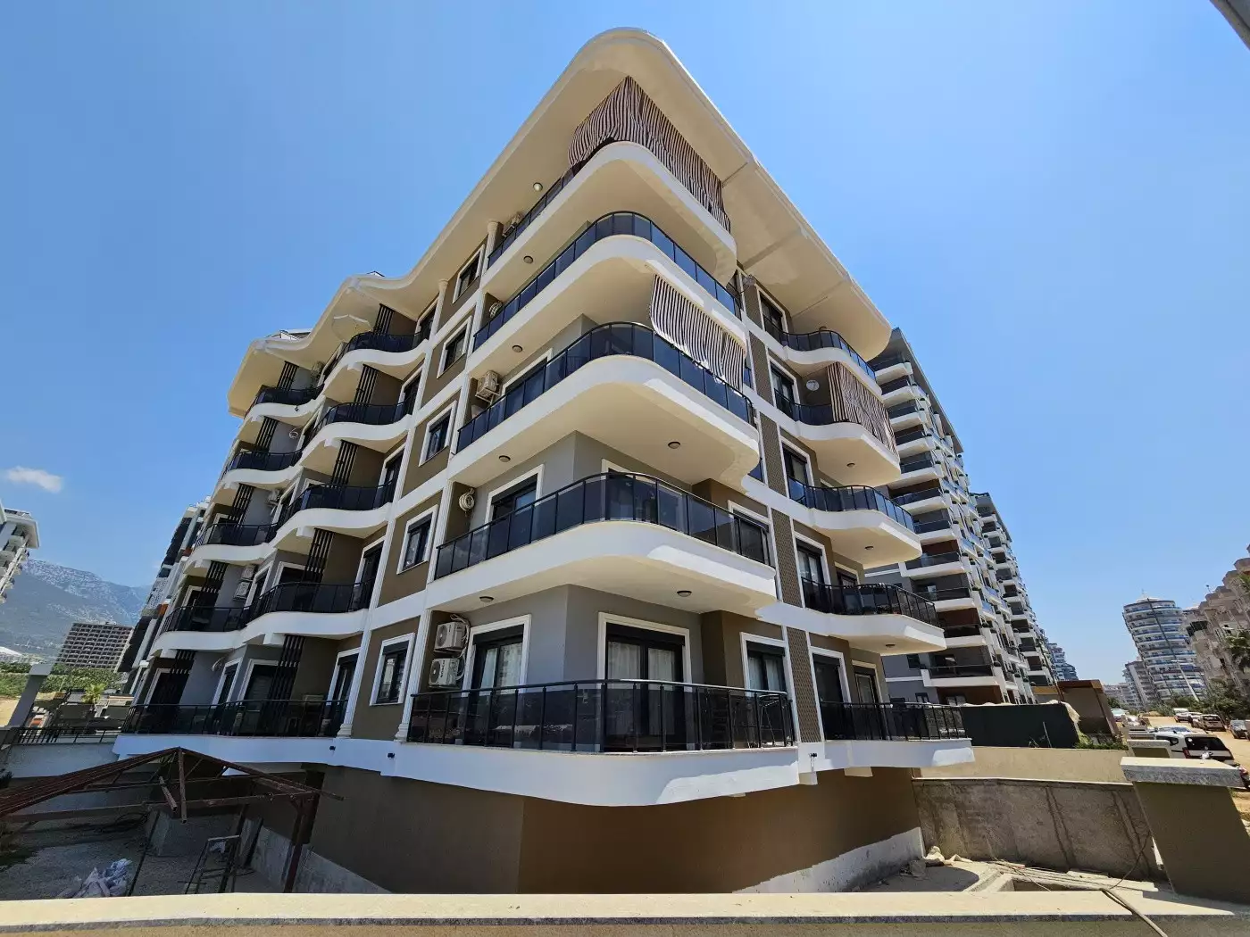 Penthouse 125m² in Turkey, Mahmutlar. Priced at 131000€ rent photo-1
