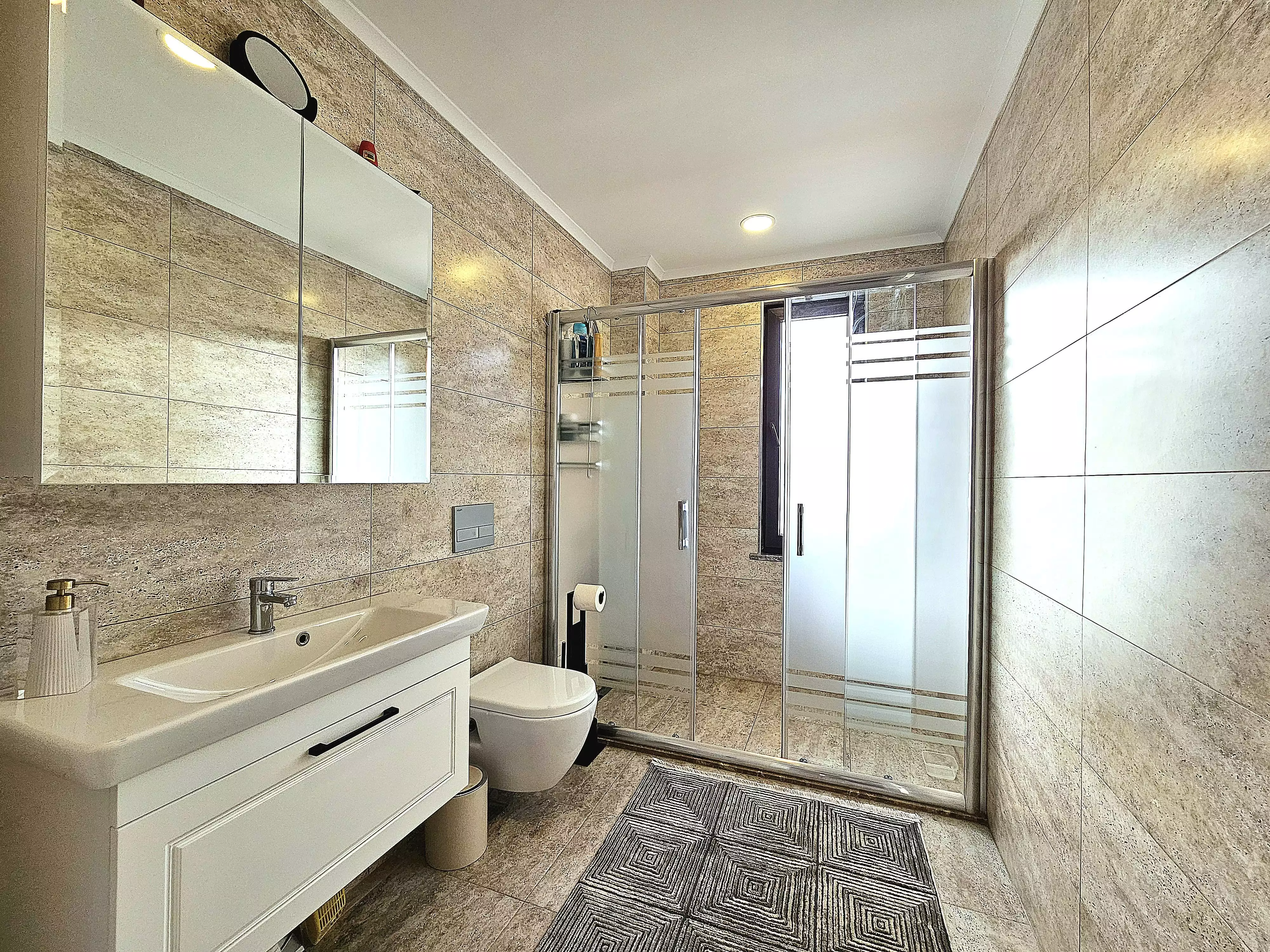 Villa 220m² in Turkey, Kargicak. Priced at 495000€ rent photo-8