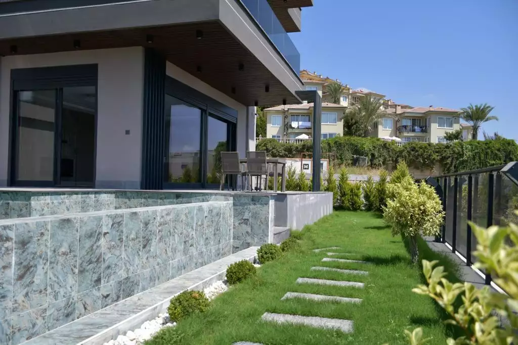Villa 290m² in Turkey, Kargicak. Priced at 1050000€ rent photo-2