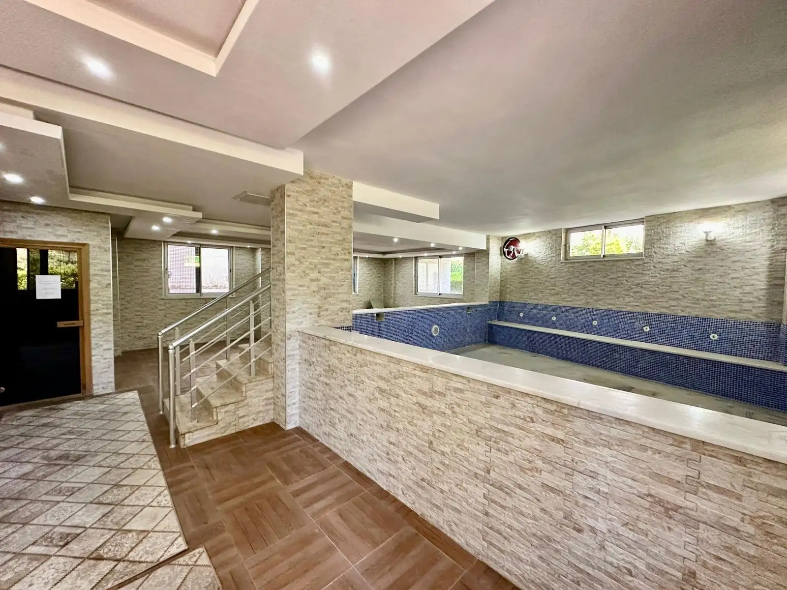 Flat 115m² in Turkey, Mahmutlar. Priced at 119000€ rent photo-28