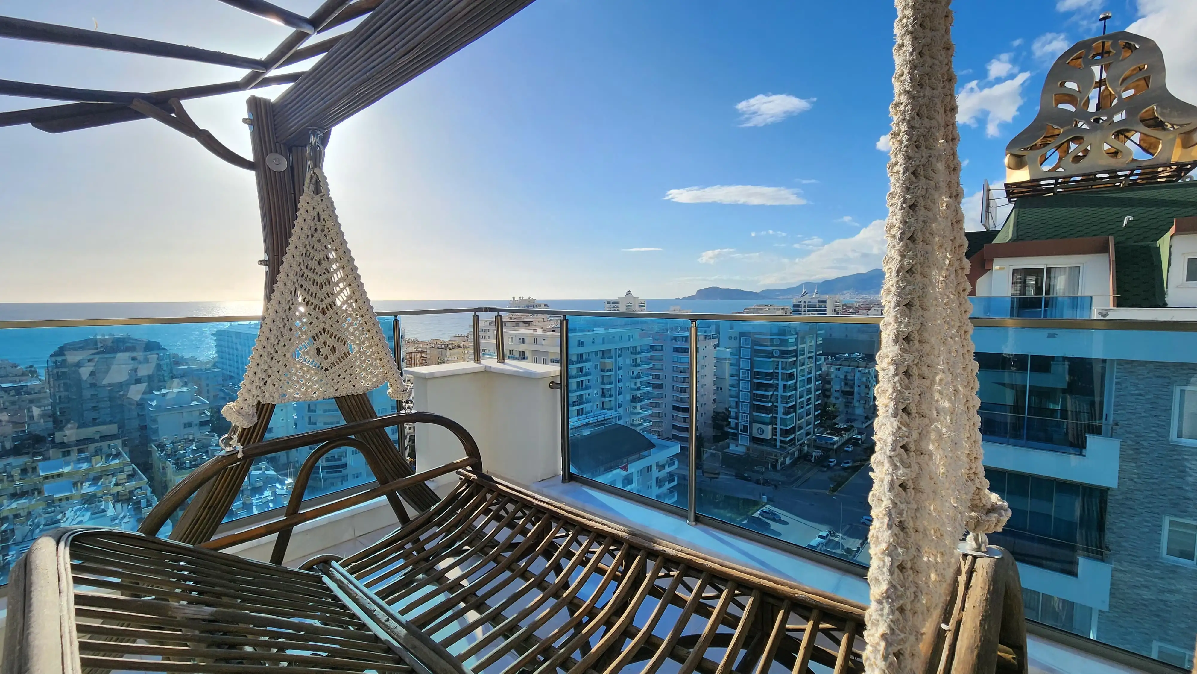 Penthouse 256m² in Turkey, Mahmutlar. Priced at 660000€ rent photo-23