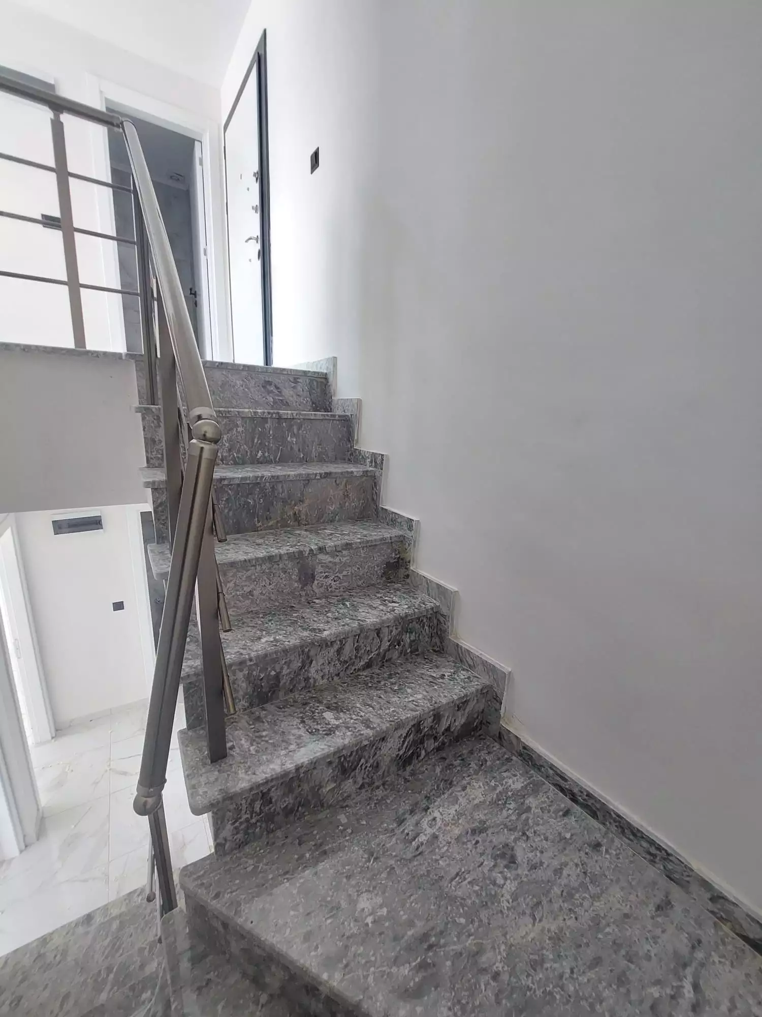 Flat 100m² in Turkey, Gazipasа. Priced at 187000€ rent photo-26