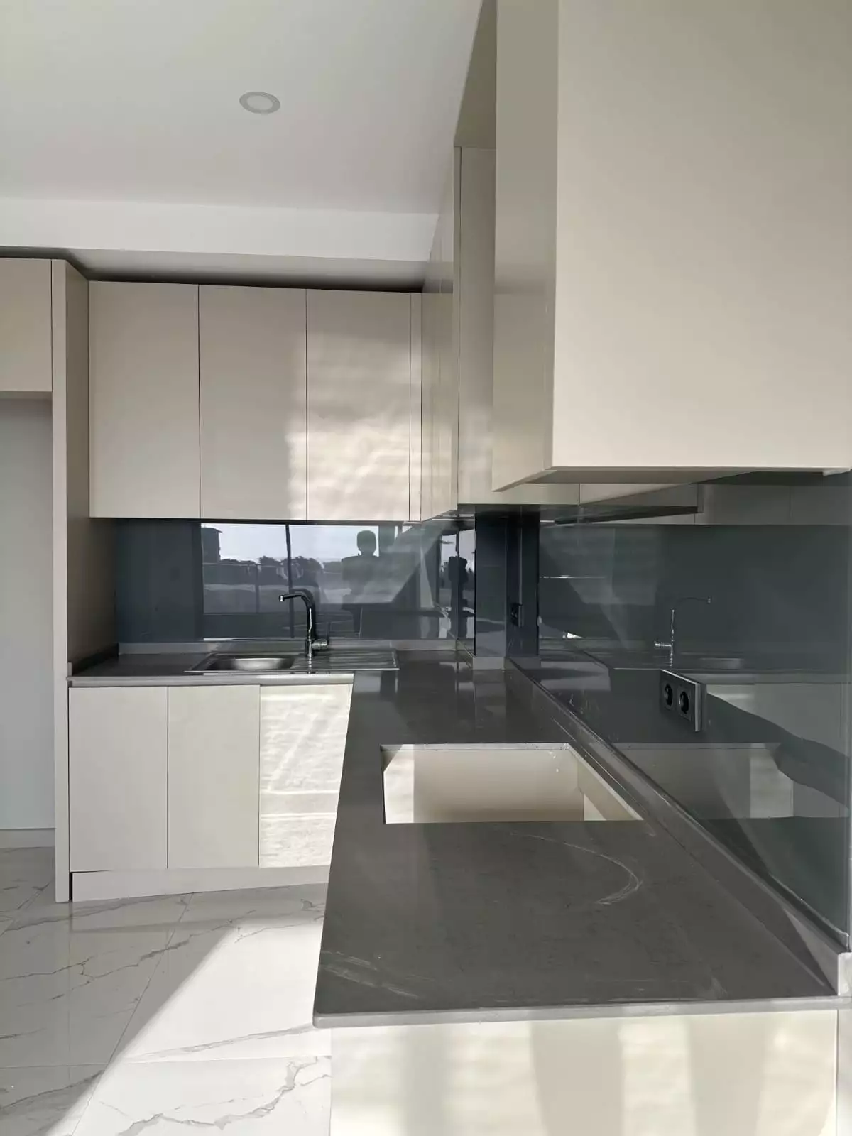 Flat 50m² in Turkey, Kargicak. Priced at 125000€ rent photo-6