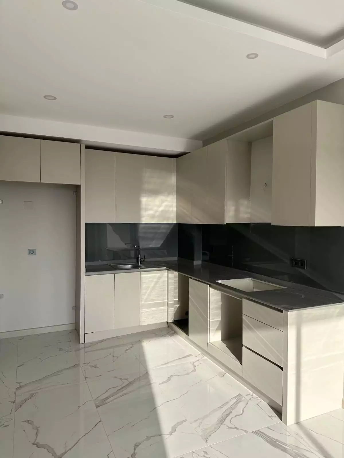 Flat 50m² in Turkey, Kargicak. Priced at 125000€ rent photo-7
