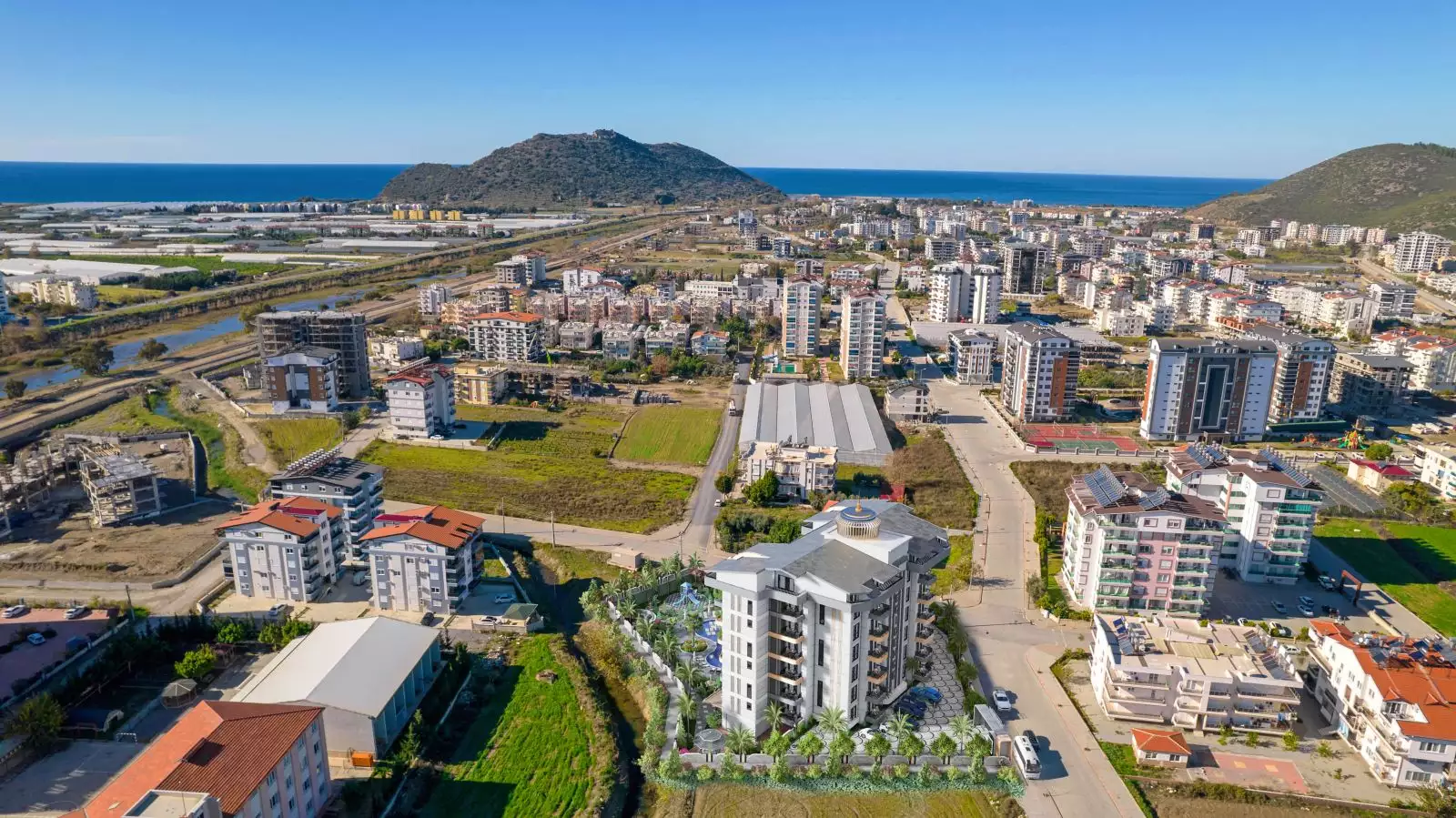 Flat 45m² in Turkey, Gazipasа. Priced at 99000€ rent photo-8