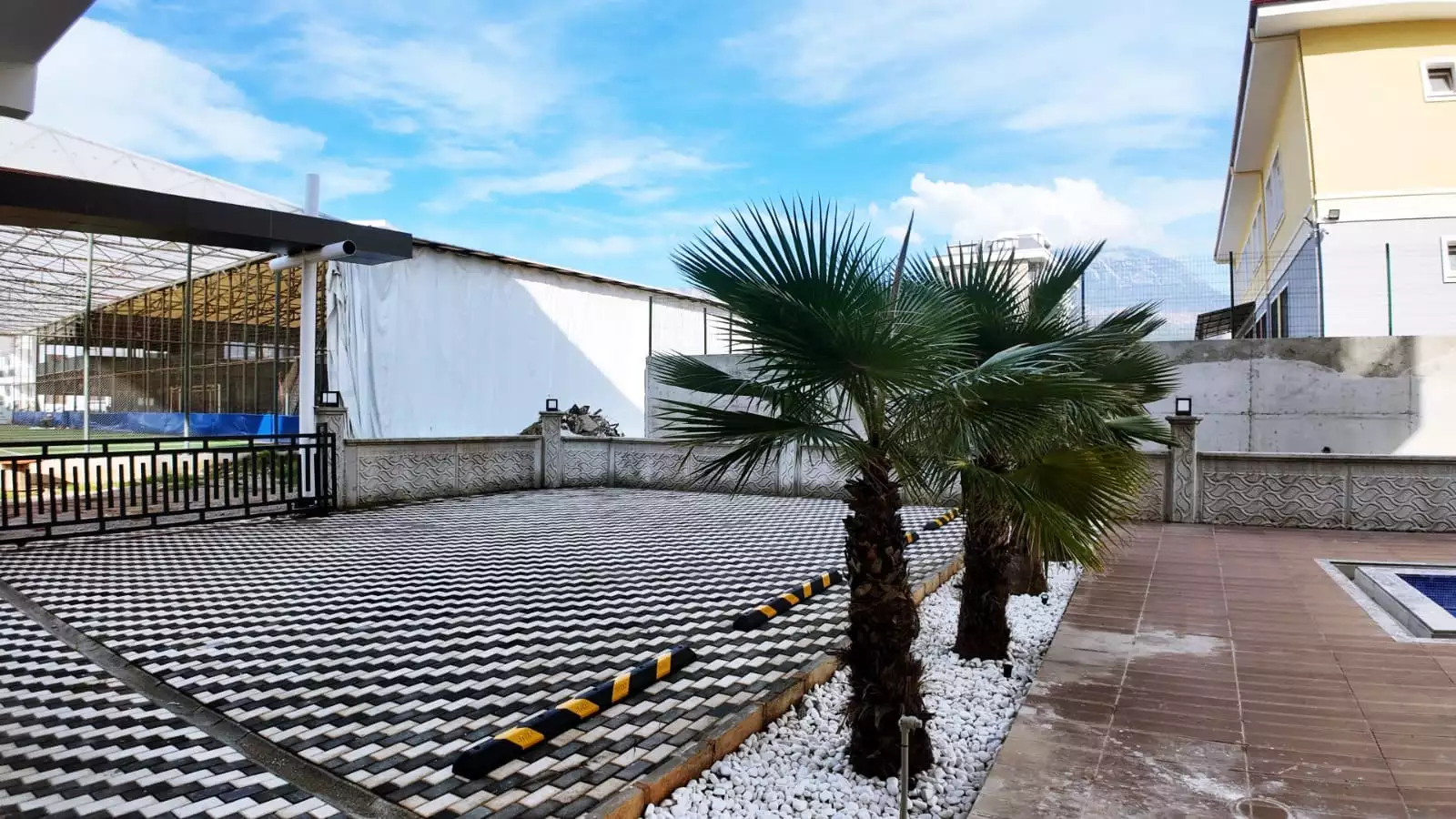 Penthouse 89m² in Turkey, Kargicak. Priced at 99000€ rent photo-5
