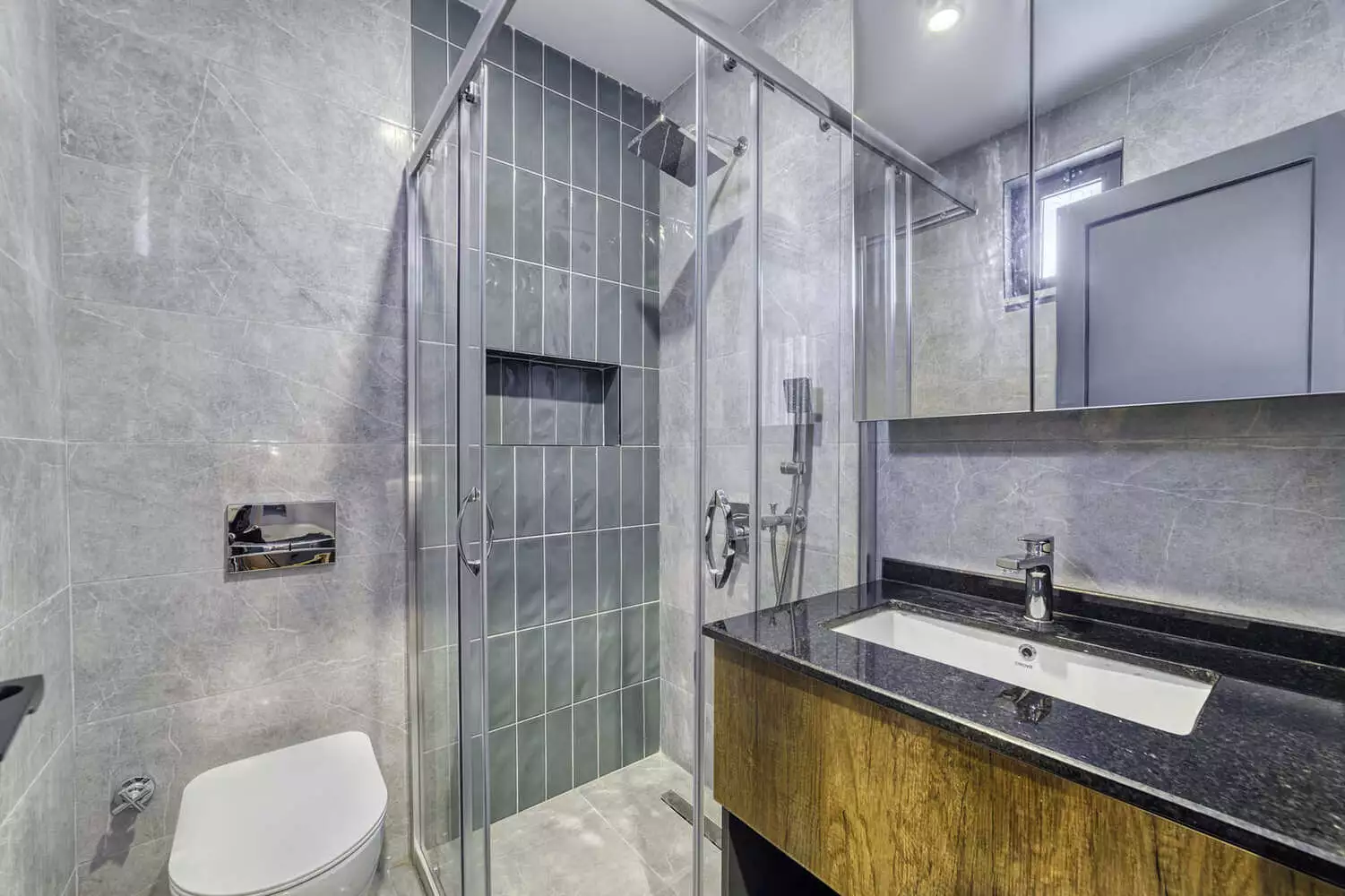 Flat 191m² in Turkey, Oba. Priced at 395000€ rent photo-17