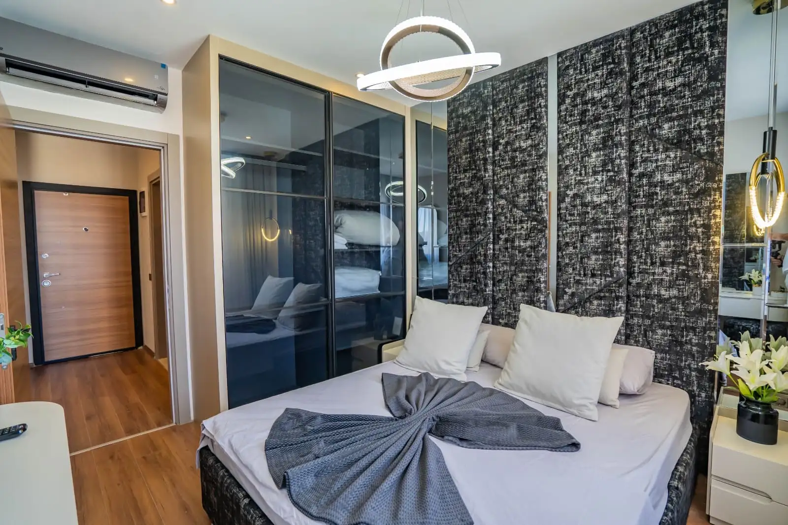 Flat 60m² in Turkey, Konakli. Priced at 110000€ rent photo-12