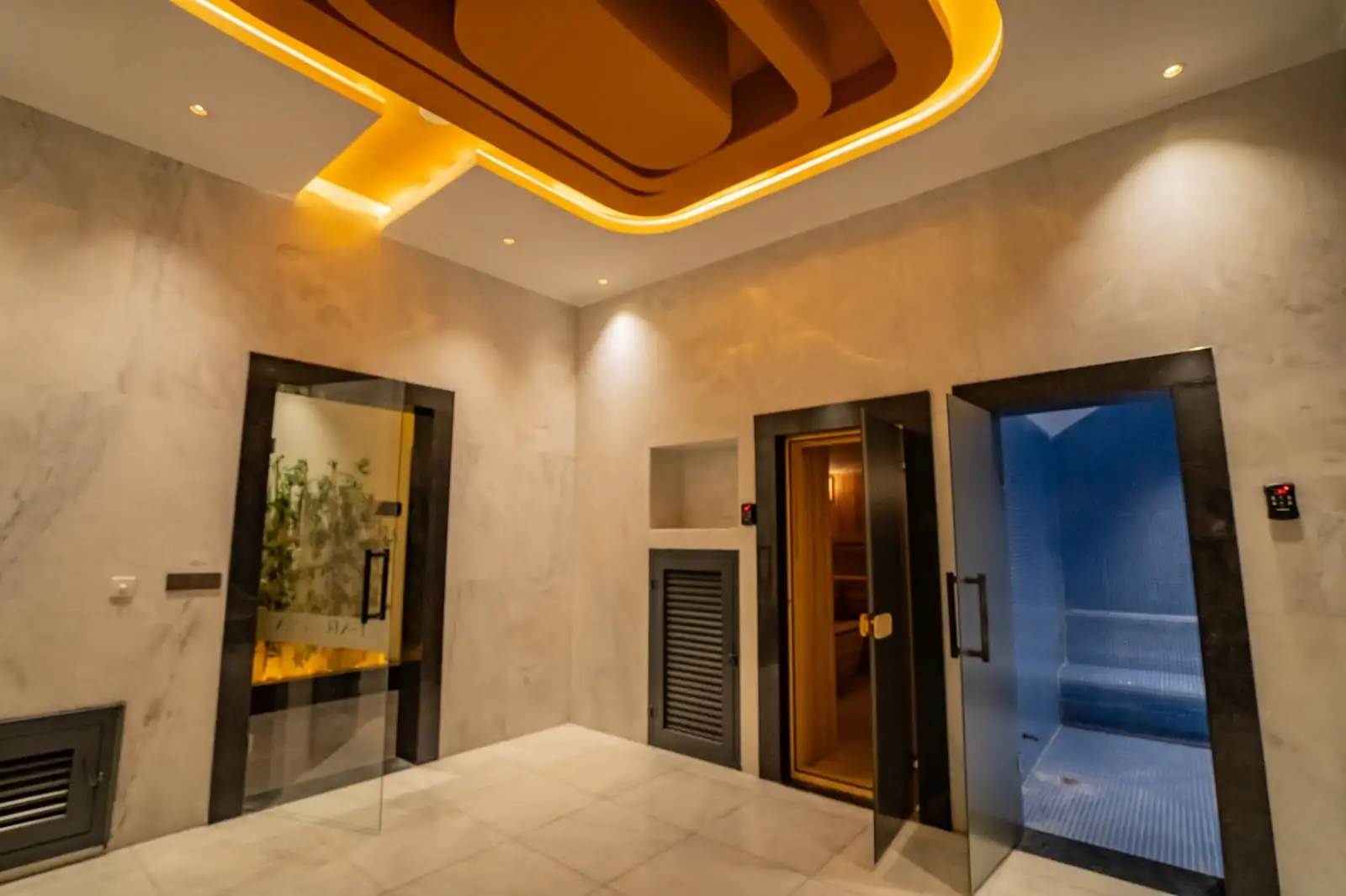 Flat 60m² in Turkey, Konakli. Priced at 110000€ rent photo-27