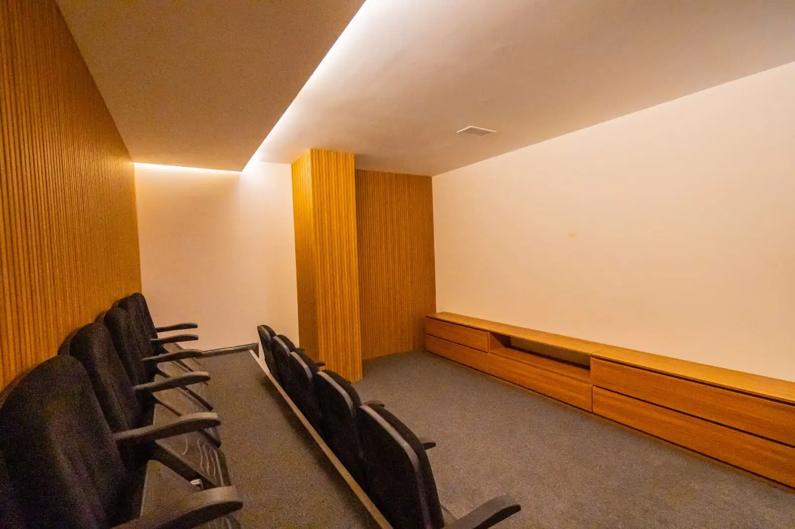 Flat 55m² in Turkey, Konakli. Priced at 112000€ rent photo-18