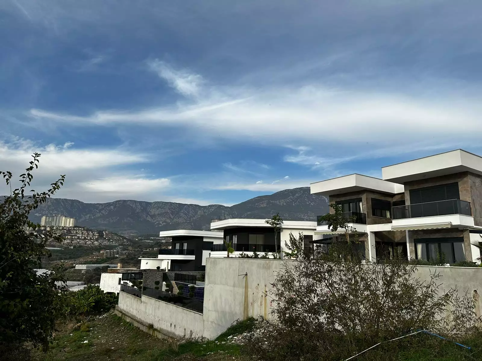 Villa 240m² in Turkey, Kargicak. Priced at 555000€ rent photo-3