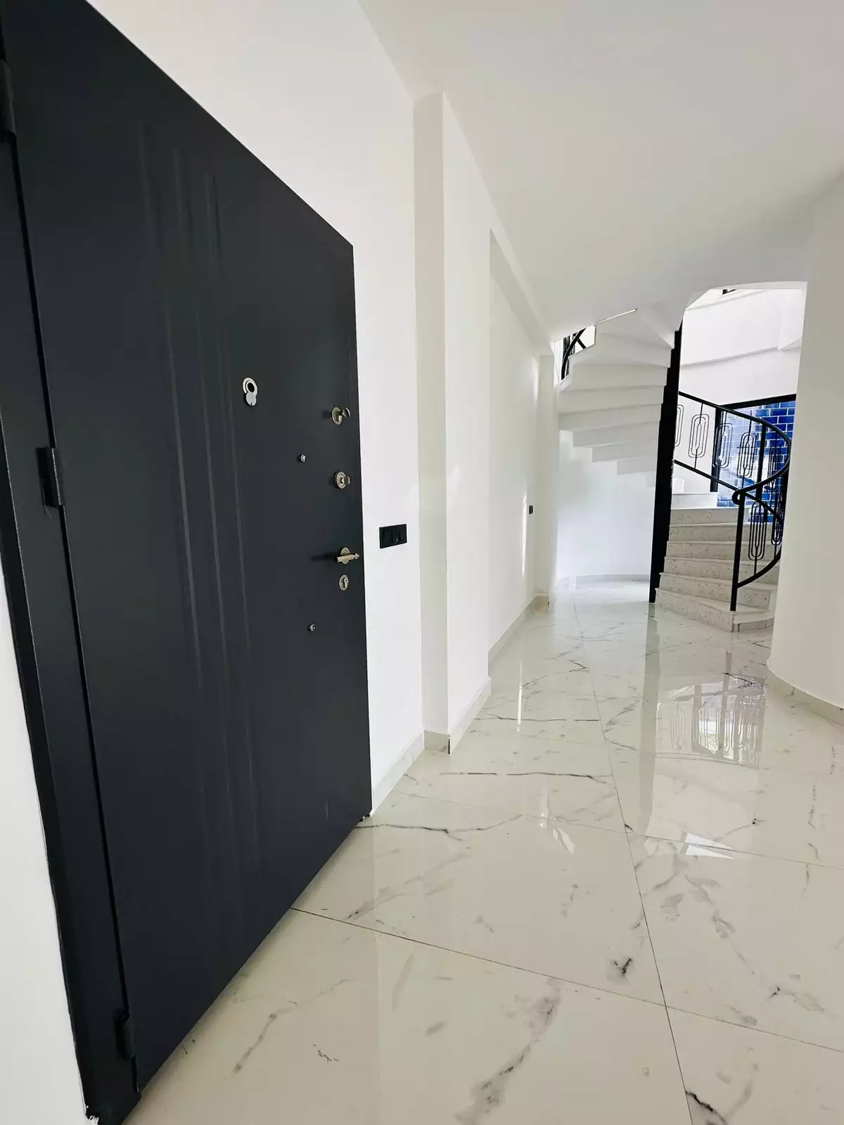 Villa 240m² in Turkey, Kargicak. Priced at 555000€ rent photo-6