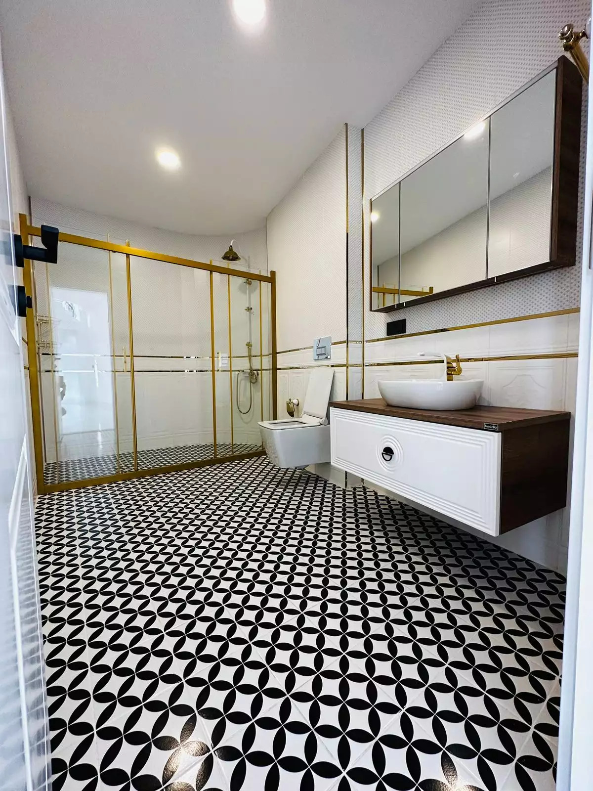 Villa 240m² in Turkey, Kargicak. Priced at 555000€ rent photo-9