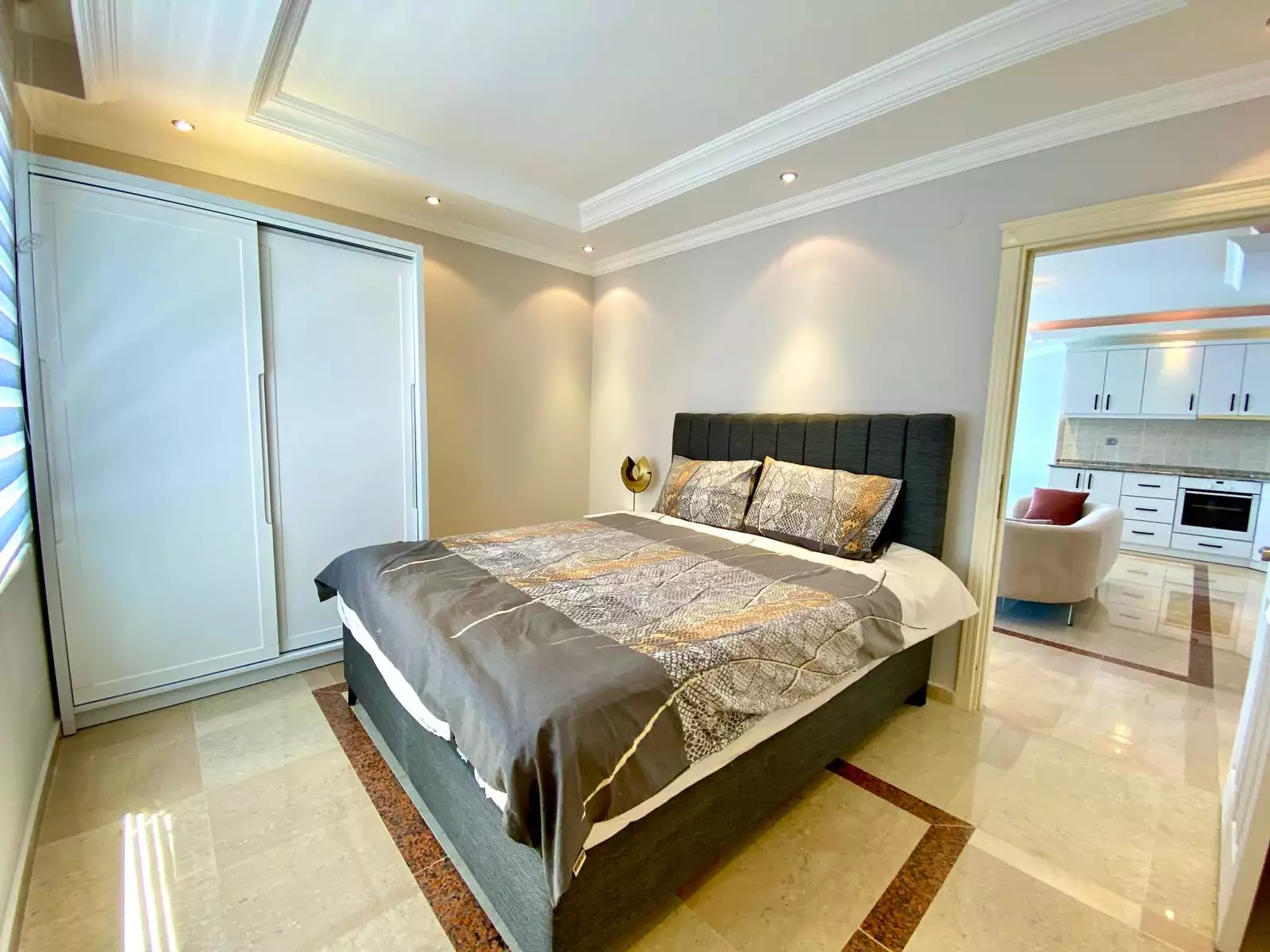 Flat 100m² in Turkey, Tosmur. Priced at 295000€ rent photo-14