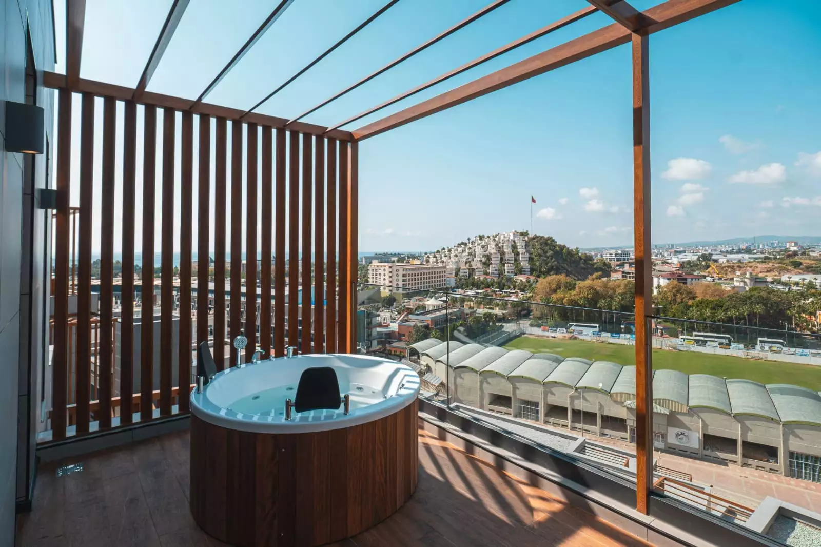 Villa 284m² in Turkey, Konakli. Priced at 610000€ rent photo-10