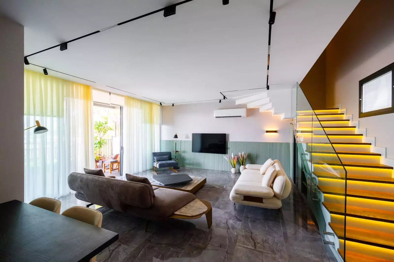 Villa 284m² in Turkey, Konakli. Priced at 610000€ rent photo-16