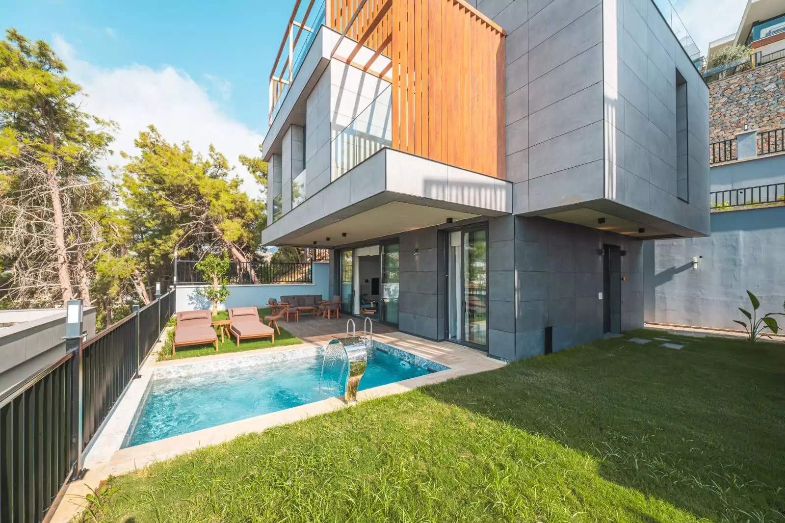 Villa 284m² in Turkey, Konakli. Priced at 610000€ rent photo-27