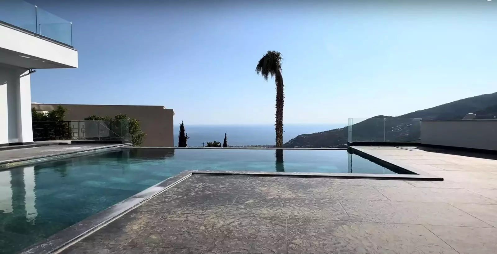 Villa 680m² in Turkey, Alania. Priced at 1890000€ rent photo-15