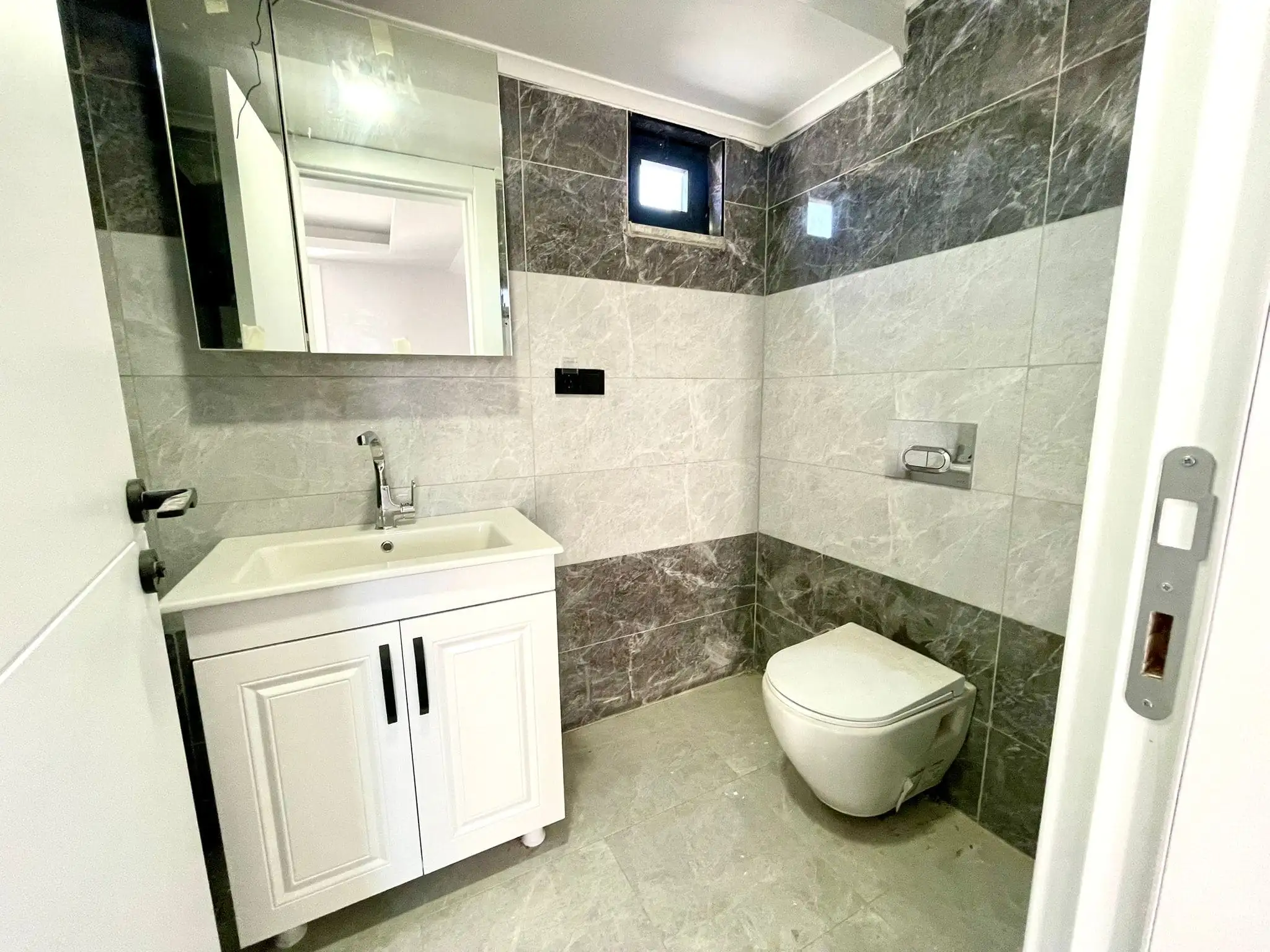 Flat 52m² in Turkey, Kargicak. Priced at 130000€ rent photo-22