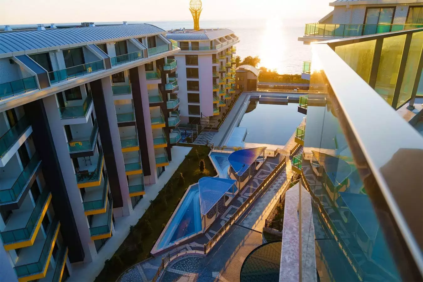 Flat 110m² in Turkey, Kargicak. Priced at 434500€ rent photo-27