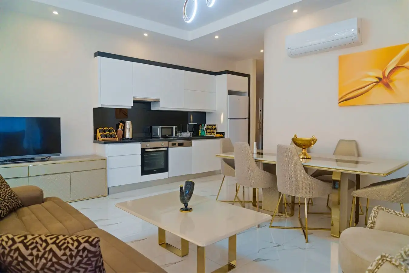 Flat 110m² in Turkey, Kargicak. Priced at 434500€ rent photo-27