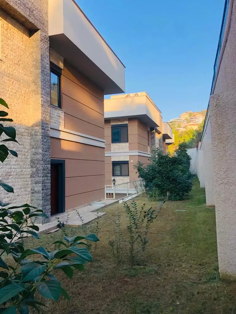 Villa 220m² in Turkey, Kargicak. Priced at 407000€ rent photo-6