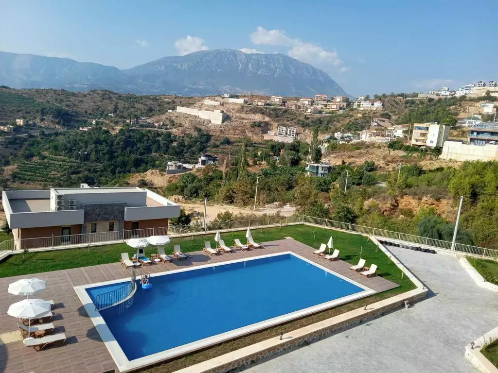 Villa 220m² in Turkey, Kargicak. Priced at 407000€ rent photo-8