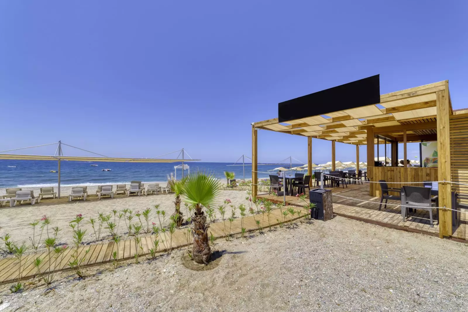 Flat 67m² in Turkey, Konakli. Priced at 250000€ rent photo-16