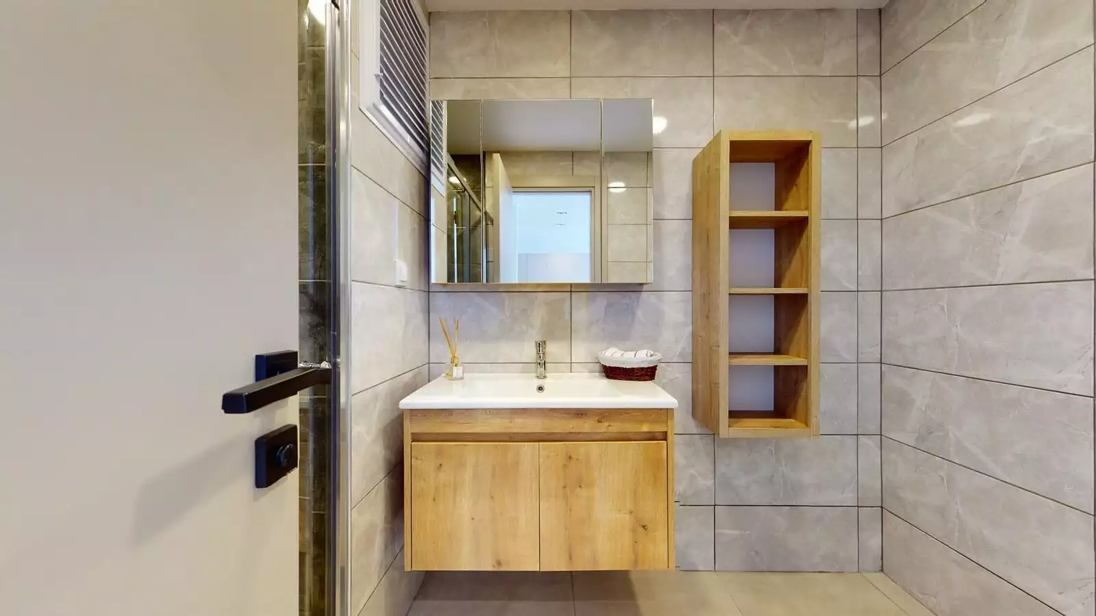 Flat 51m² in Turkey, Mersin. Priced at 92000€ rent photo-28