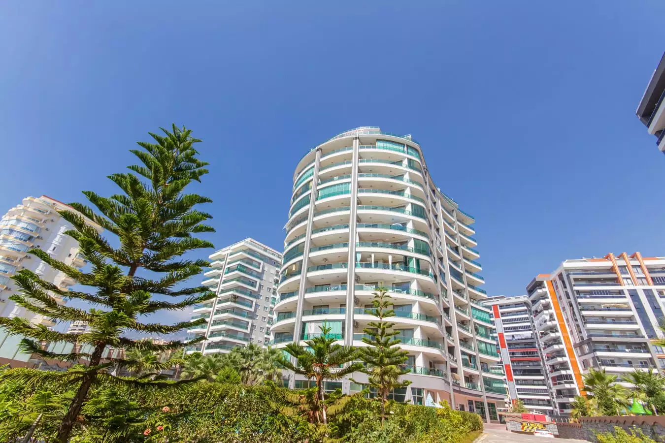 Penthouse 250m² in Turkey, Mahmutlar. Priced at 467500€ rent photo-2