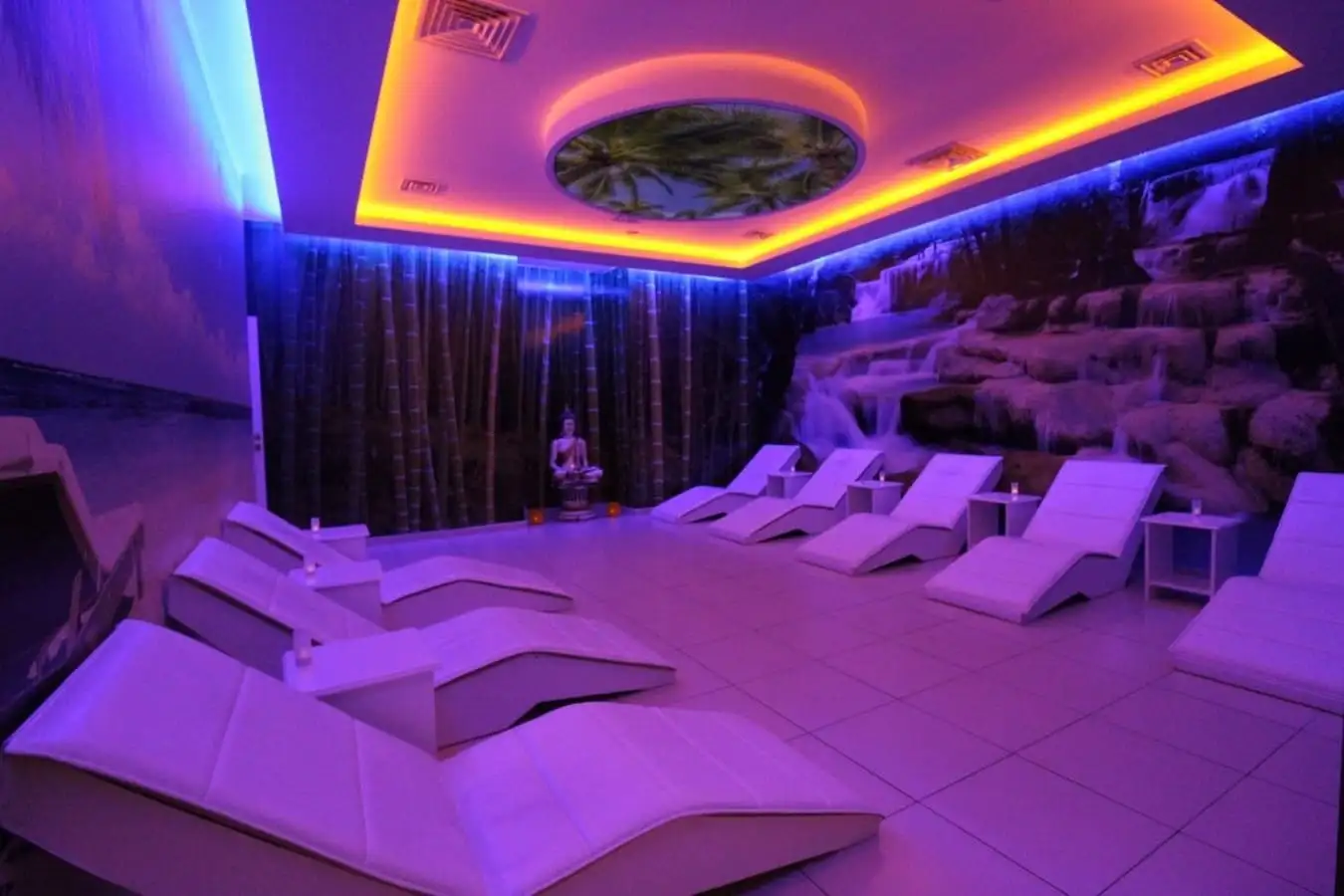 Penthouse 250m² in Turkey, Mahmutlar. Priced at 467500€ rent photo-8