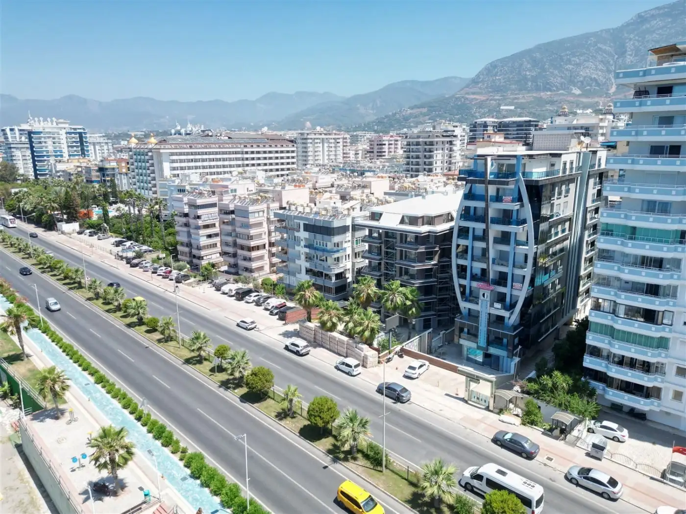 Flat 61m² in Turkey, Mahmutlar. Priced at 265000€ rent photo-1