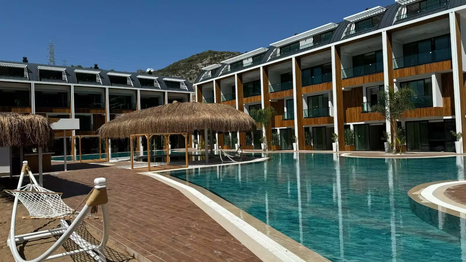 Flat 105m² in Turkey, Konakli. Priced at 250400€ rent photo-10