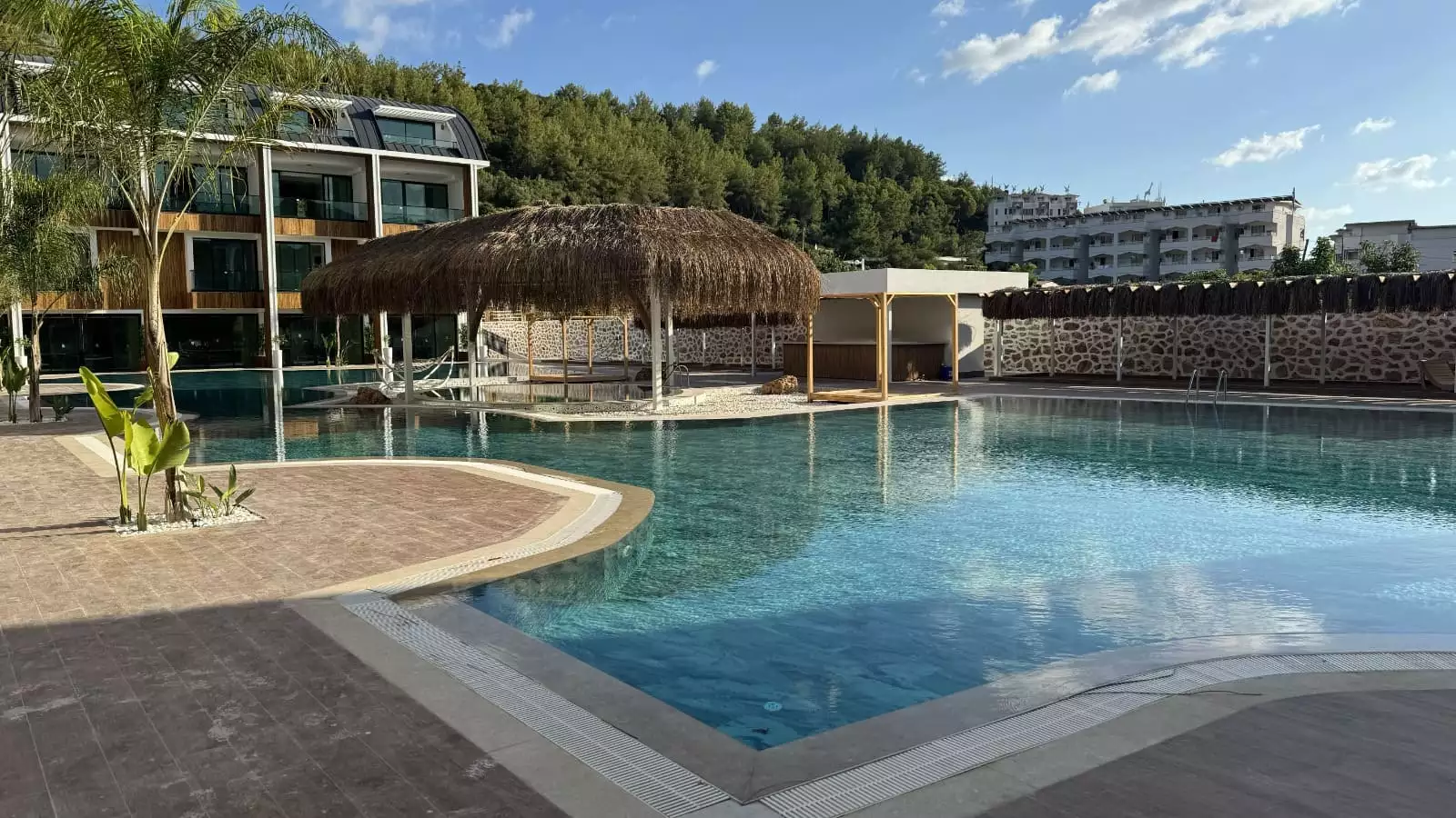 Flat 105m² in Turkey, Konakli. Priced at 250400€ rent photo-13