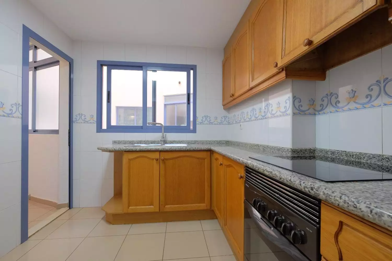 Flat 110m² in Spain, Kalp. Priced at 299000€ rent photo-7