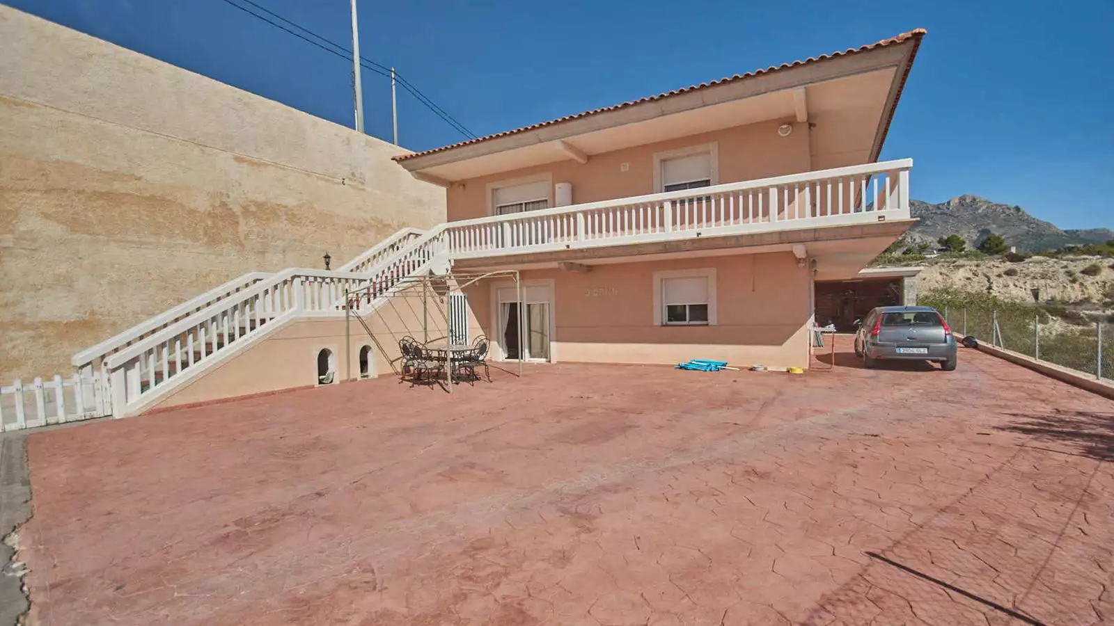 Villa 300m² in Spain, Busot. Priced at 338000€ rent photo-4