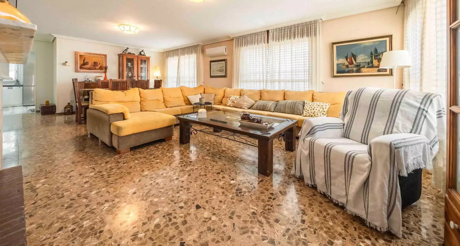 Villa 413m² in Spain, Alicante. Priced at 449000€ rent photo-8
