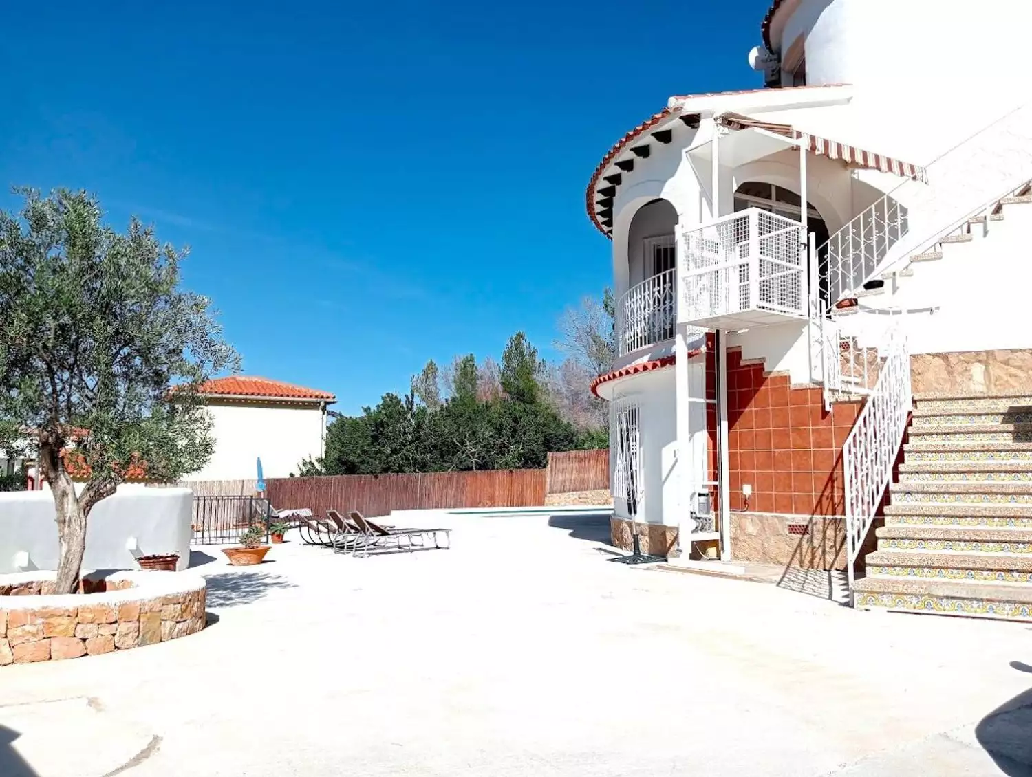 Villa 225m² in Spain, Denia. Priced at 700000€ rent photo-7