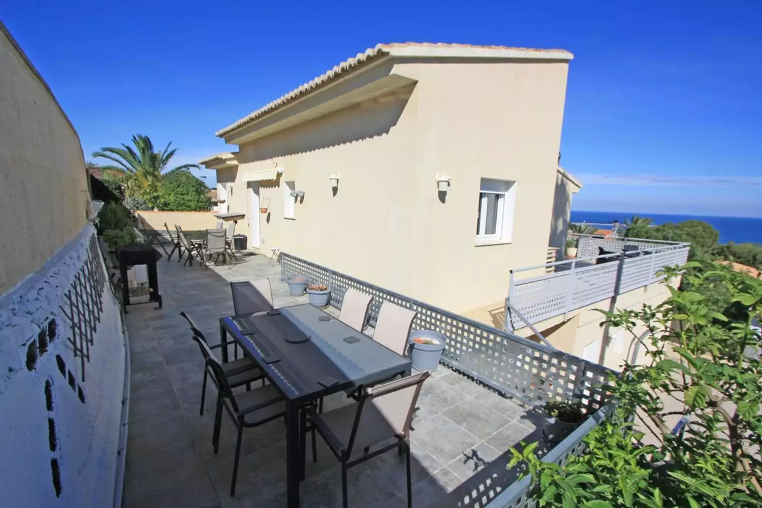 Villa 212m² in Spain, Denia. Priced at 650000€ rent photo-5
