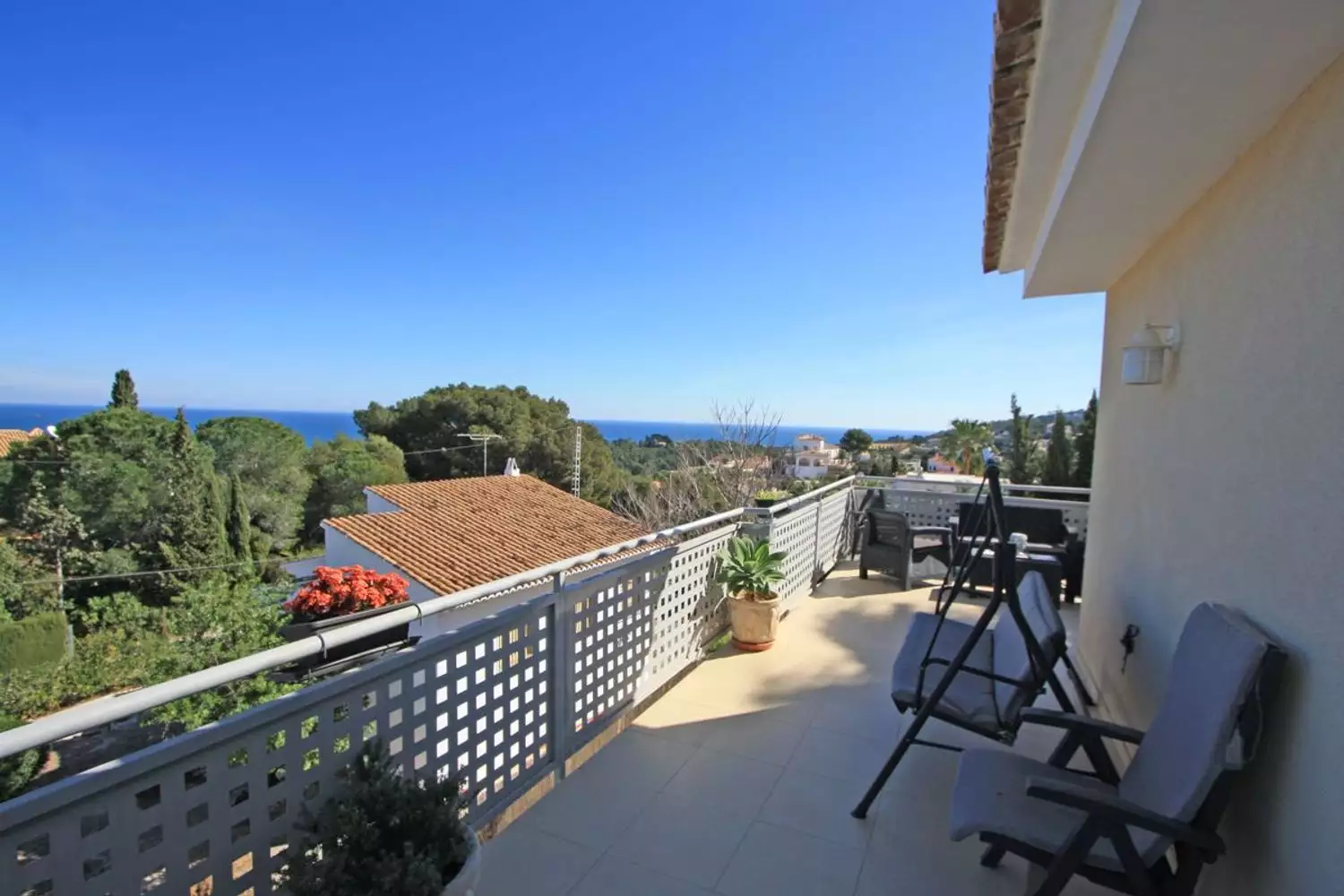 Villa 212m² in Spain, Denia. Priced at 650000€ rent photo-7