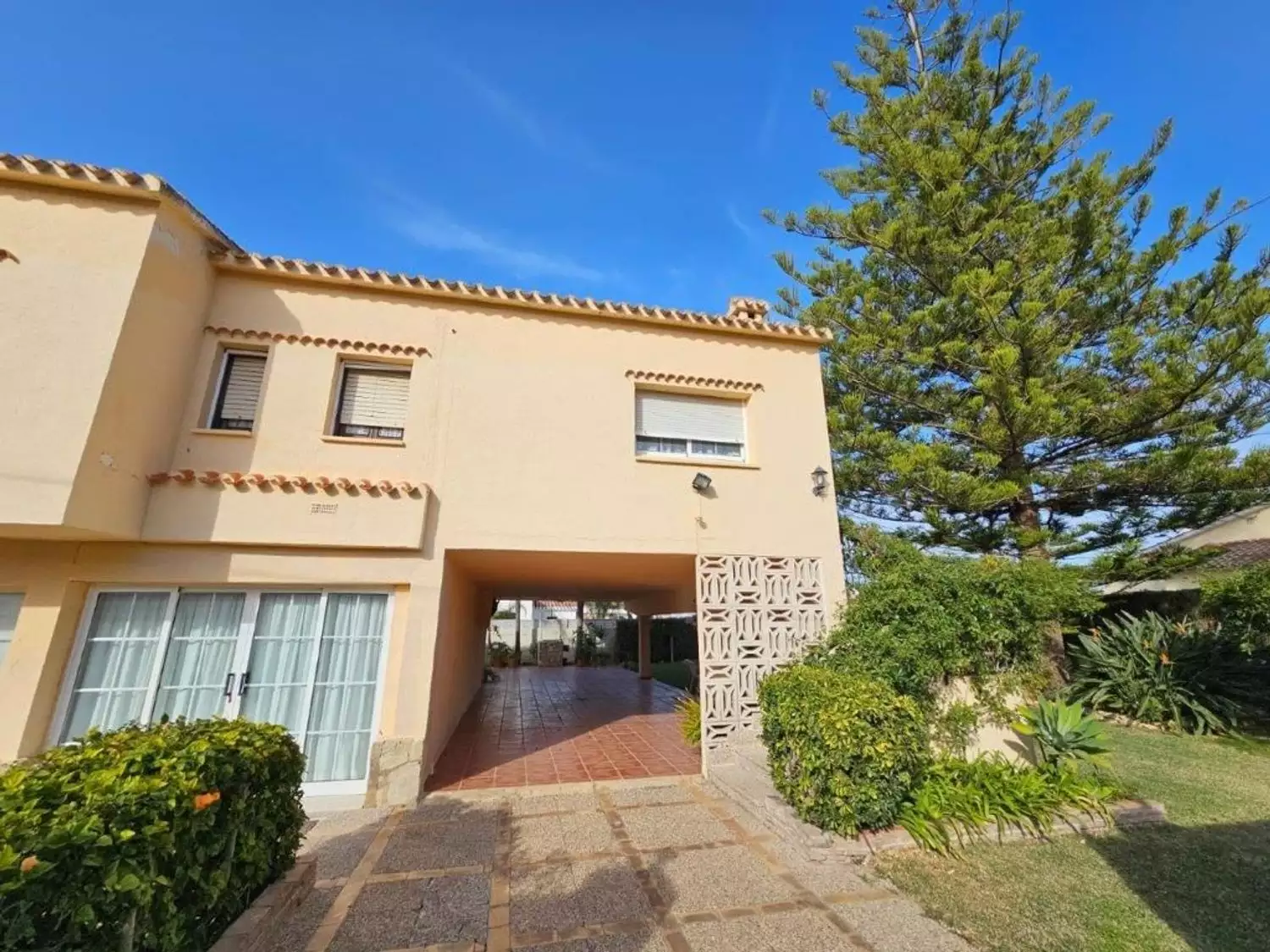 Villa 299m² in Spain, Denia. Priced at 430000€ rent photo-8