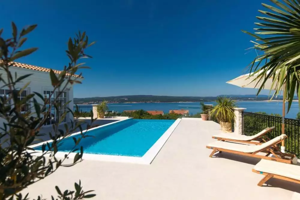 Villa 480m² in Croatia, Crikvenica. Priced at 2980000€ rent photo-4