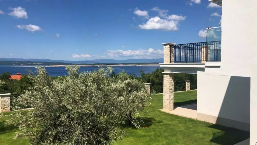 Villa 480m² in Croatia, Crikvenica. Priced at 2980000€ rent photo-14