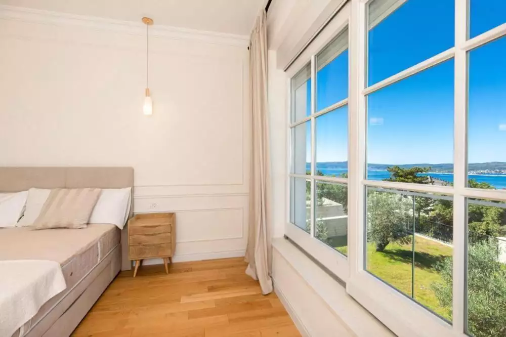 Villa 480m² in Croatia, Crikvenica. Priced at 2980000€ rent photo-16