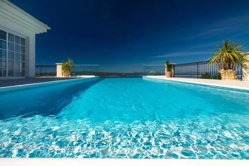 Villa 480m² in Croatia, Crikvenica. Priced at 2980000€ rent photo-1