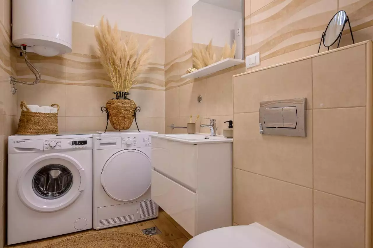 House 196m² in Croatia, Brac. Priced at 1500000€ rent photo-13
