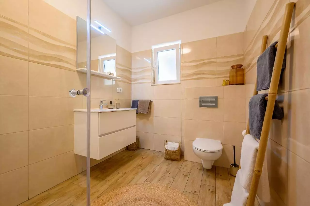House 196m² in Croatia, Brac. Priced at 1500000€ rent photo-16