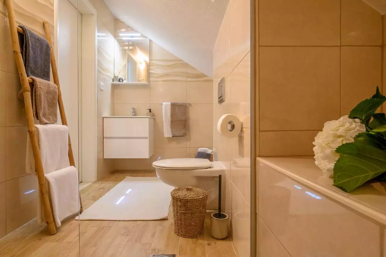 House 196m² in Croatia, Brac. Priced at 1500000€ rent photo-30