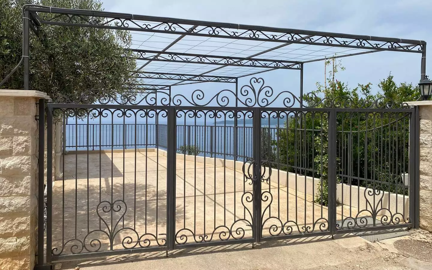 Villa 270m² in Montenegro, Rezevici. Priced at 3000000$ rent photo-6