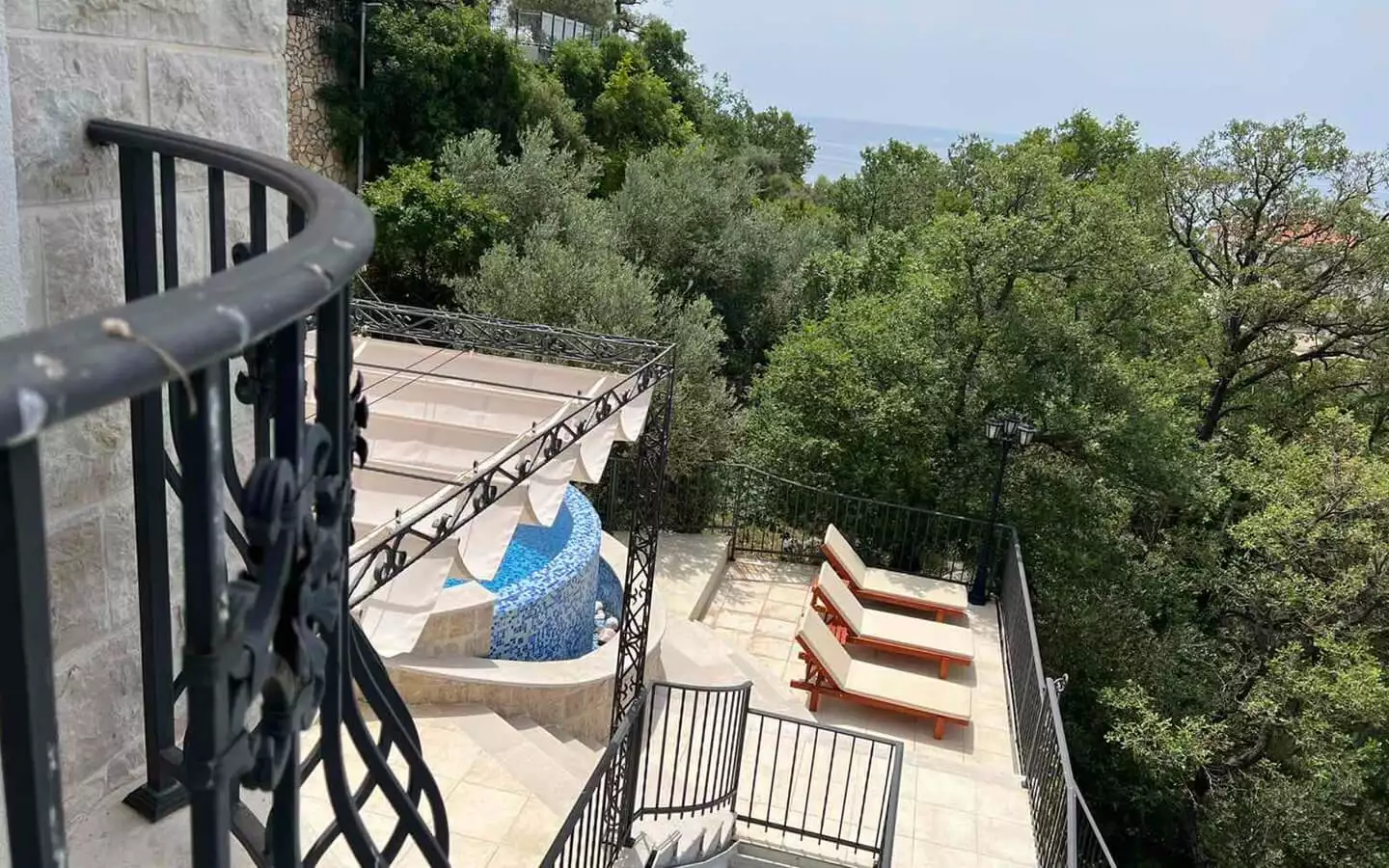 Villa 270m² in Montenegro, Rezevici. Priced at 3000000$ rent photo-11